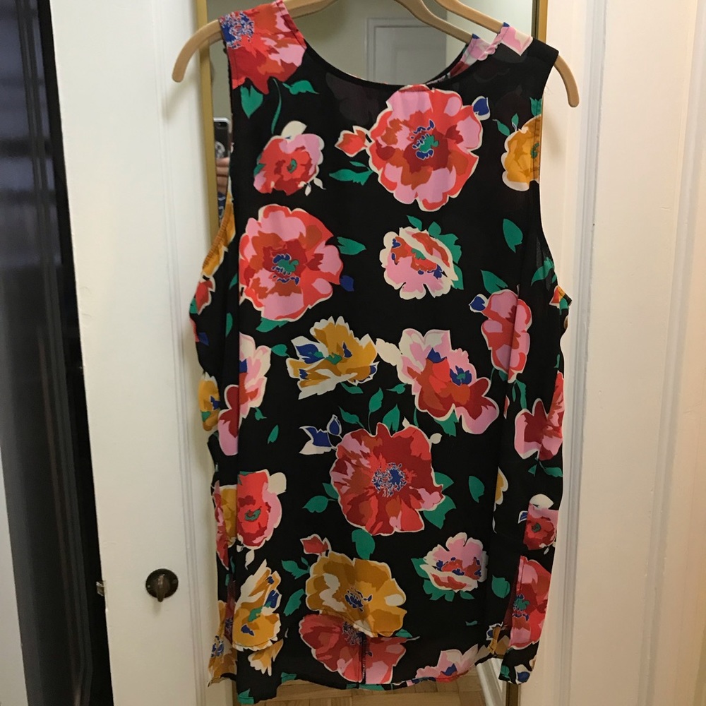 Floral tank